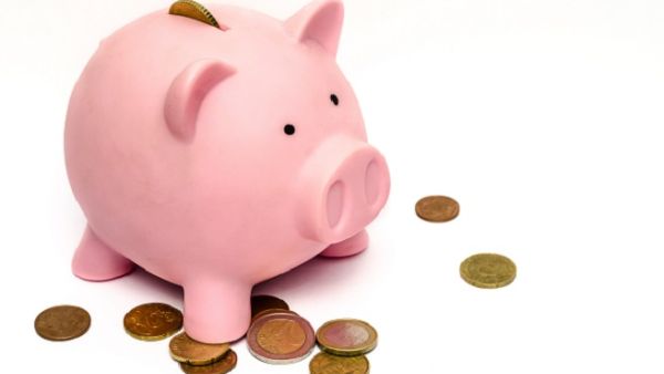 Before your children step out into the real world, make sure they have their money priorities in order. (Pexels)
