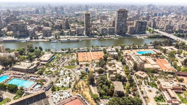 The majority of Egyptians are investing in real estate as a safe haven against the large changes in the value of the Egyptian pound. (File photo) 