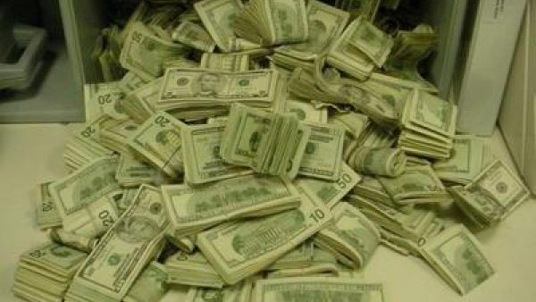 سيتم طلب شهادة مكتب موساك فونيسكا او الحكومة البنمية في القضية