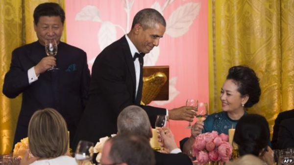 أوباما يستقبل نظيره الصيني في عشاء بالبيت الأبيض