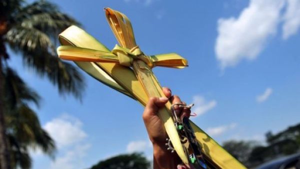 The small Christian community in a Pakistani village will now have a place to worship - thanks to their Muslim neighbors. (AFP/File)