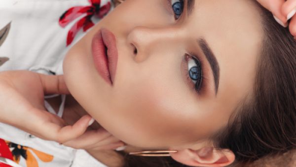 تتغيّر ألوان البشرة من وقتٍ لآخر وحسب العَوامل البيئية المحيطة

