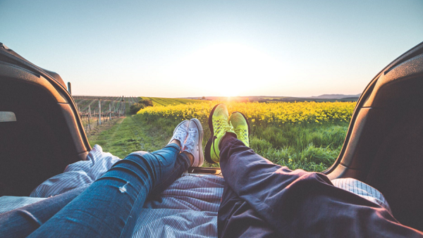 من تلتزم بالقواعد الذهبيّة الخمس أعلاه، من النادر جداً أن تسمع كلمة ”لا” من زوجها