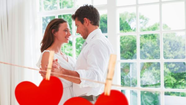 يمكن استذكار بداية العلاقة الزوجية من خلال ألبوم الصور يمكن استذكار بداية العلاقة الزوجية من خلال ألبوم الصور