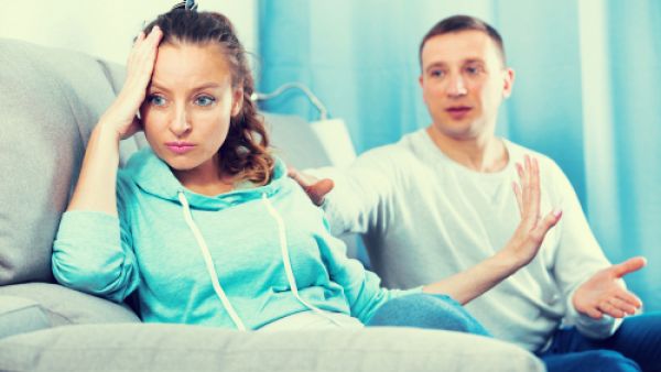 الرجال لا يتفهمون التغييرات النفسية التي تمر بها المرأة أثناء الدورة الشهرية