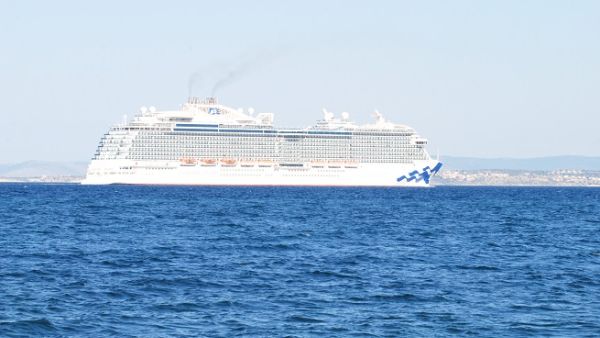 Cruise ship Azamara Journey arrived at Doha Port carrying more than 1,000 tourists of different nationalities. (Shutterstock)