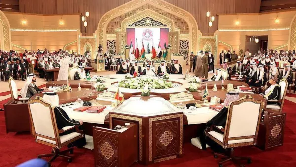 الإمارات والبحرين يدخلان قائمة الاقتصادات العشرة الأكثر تحسنا في العالم