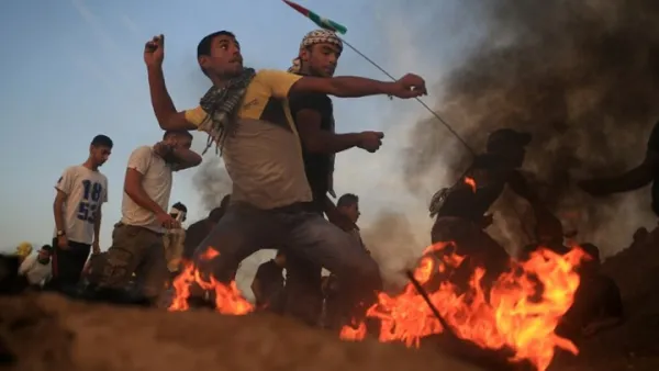 إصابة جنديين إسرائيليين وعدد من الفلسطينيين باشتباكات بمخيم قلنديا شمال القدس