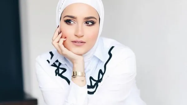 الكويتية دلال الدوب
