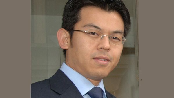 Richard Choi , London-based senior vice president