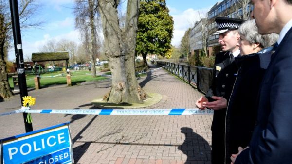 Local police in English town Salisbury at the scene of the attack (AFP/File Photo)	