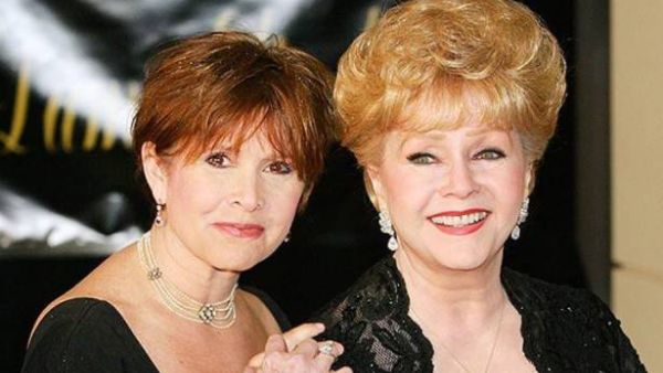 ديبي وابنتها كاري