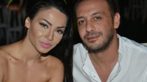 دوللي شاهين تستعيد حسابها على (فيسبوك) بعد أن سرقه طليقها! 