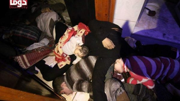 أسفرت مجزرة الكيماوي عن مقتل أكثر من 150 مدنيا في دوما 