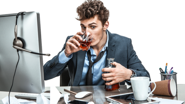 Don't drink and lie! (Shutterstock)