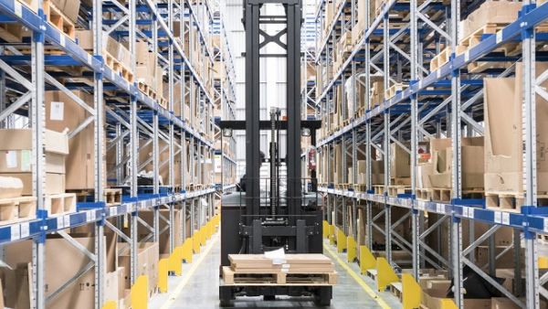 The free zone will cater to major regional and international manufacturers to store their goods in warehouses to be shipped later to local markets via e-commerce. (Shutterstock) The free zone will cater to major regional and international manufacturers to store their goods in warehouses to be shipped later to local markets via e-commerce. (Shutterstock)
