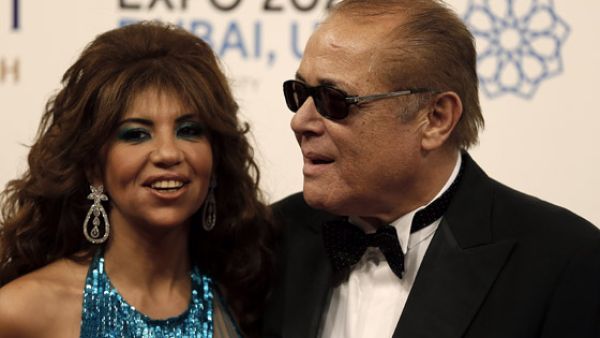  محمود عبد العزيز في المستشفى و زوجته تطمئن الجمهور