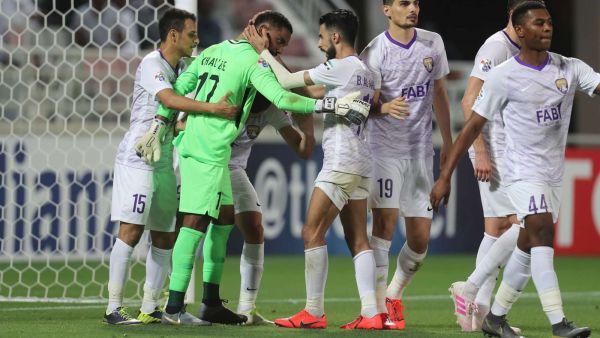 التعادل يحسم المواجهة بين الدحيل والعين