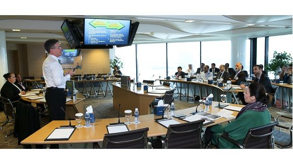 أدار ورشة العمل بول جورجينسن وجوليا أوفر.