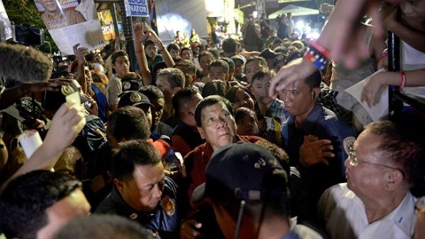 Philippine's President Rodrigo Duterte asked the 600,000 Filipinos working in Kuwait to pack and leave. Here's why. (AFP) Philippine's President Rodrigo Duterte asked the 600,000 Filipinos working in Kuwait to pack and leave. Here's why. (AFP)