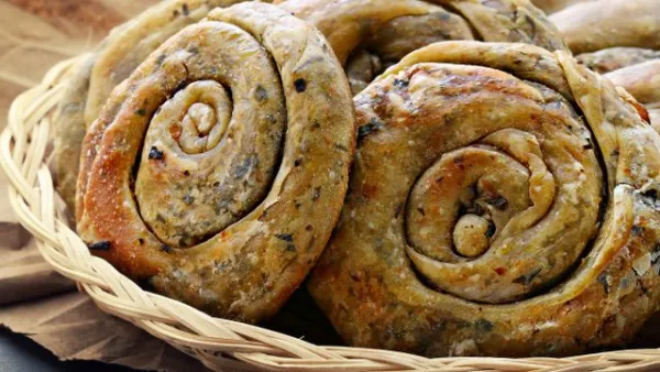فطائر الزعتر الأخضر