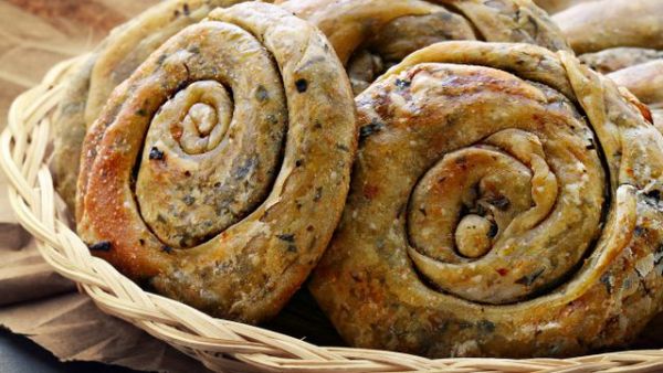 فطائر الزعتر الأخضر