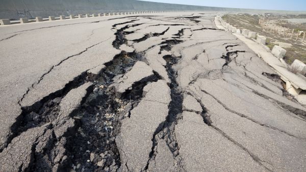 A prayer leader in Tehran has blamed earthquakes on women who dress provocatively and tempt people into promiscuity. (Shutterstock)