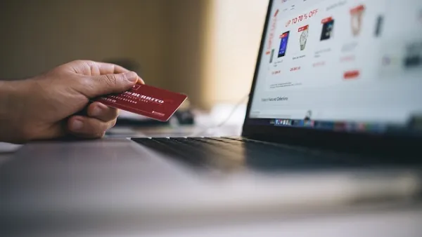 Black Friday is just around the corner. In this article, John Shier, Senior Security Advisor at Sophos gives you some tips to have a safe Black Friday experience online. 