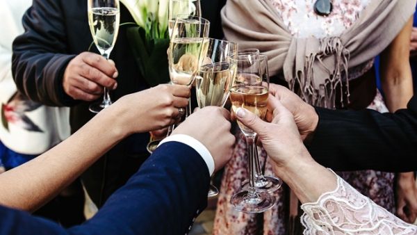Local banks in Egypt are vying to win the super-rich with accounts serving their 'very specific' needs. (Shutterstock)