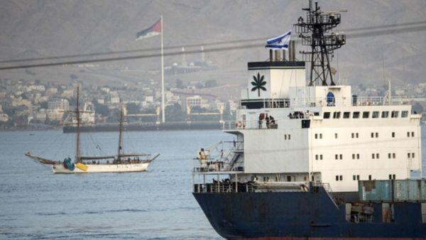 أردني يهاجم إسرائيليين في إيلات ويصيبهما بجروح بالغة