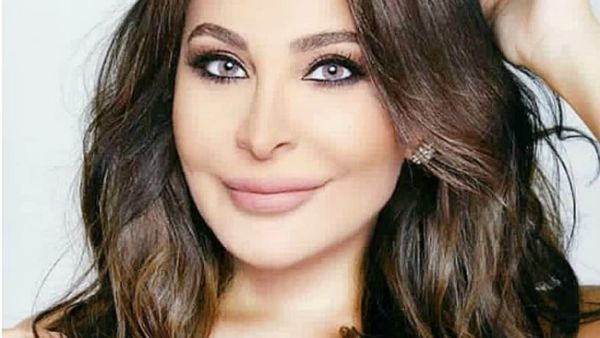 Elissa does not hesitate to meet any special call to raise awareness on cancer (Source: elissazkh - Instagram)