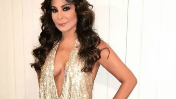 Elissa was highly moved from the audience's love to her and their warm welcome for her after beating breast cancer (Source: elissazkh - Instagram)