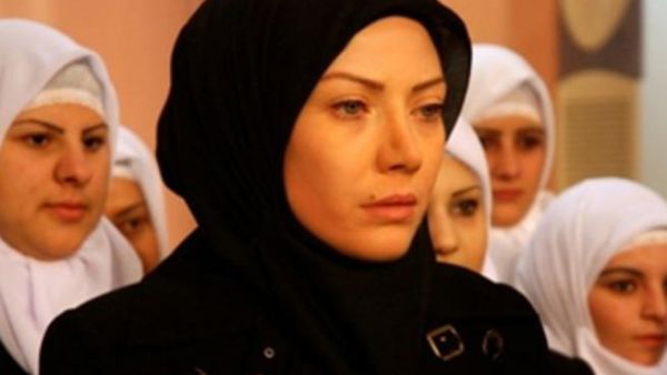 سلافة معمار في مشهد من المسلسل