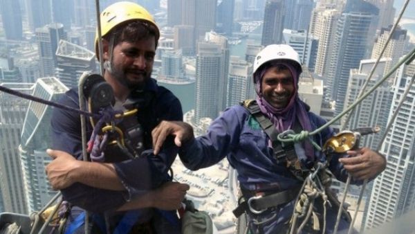Expat workers constitute 60 percent of the workers in Saudi Arabia but their numbers have been dwindling in recent months. (AFP/ File) Expat workers constitute 60 percent of the workers in Saudi Arabia but their numbers have been dwindling in recent months. (AFP/ File)