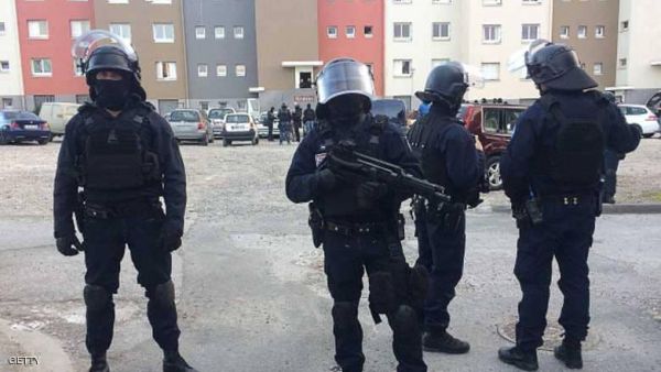 فرنسا في حالة تأهب قصوى بعد أن شهدت البلاد سلسلة من الهجمات