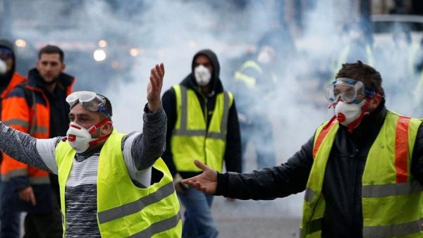 فرنسا تستعد لاحتجاجات "السترات الصفراء" 