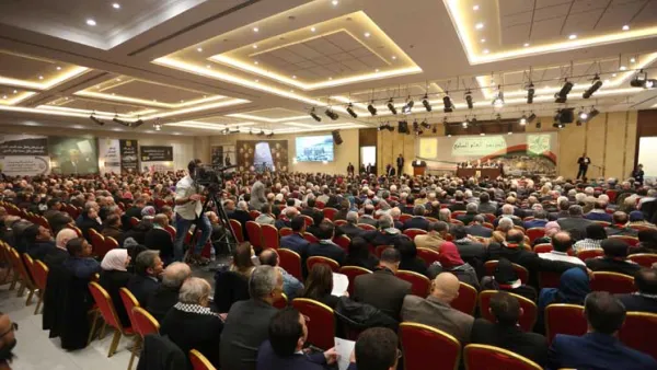 مؤتمر "فتح" السابع: العواصف المقبلة أشدّ عتوّاً