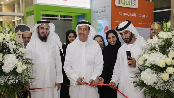 H.E. Dr. Hussein Abdel-Rahman Al Rand, the Ministry’s Assistant Undersecretary for Health Centers and Clinics Sector, led the opening of the mobile clinic. H.E. Dr. Hussein Abdel-Rahman Al Rand, the Ministry’s Assistant Undersecretary for Health Centers and Clinics Sector, led the opening of the mobile clinic.