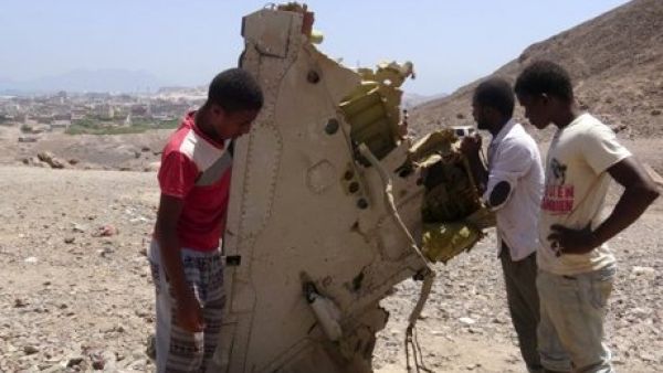 Footage filmed near Aden showed locals pointing to debris, saying it belonged to the crashed jet. (Twitter)