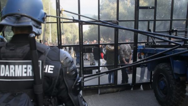 حظر التظاهرات في كورسيكا بعد يومين من الاحتجاجات المعادية للعرب
