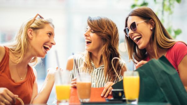 لا يمكن أن تكون هناك علاقة صداقة قوية بين السلايف