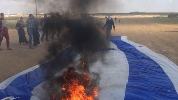 الاحتلال يعزز قواته قرب الخط العازل تمهيدا لقمع المظاهرات 