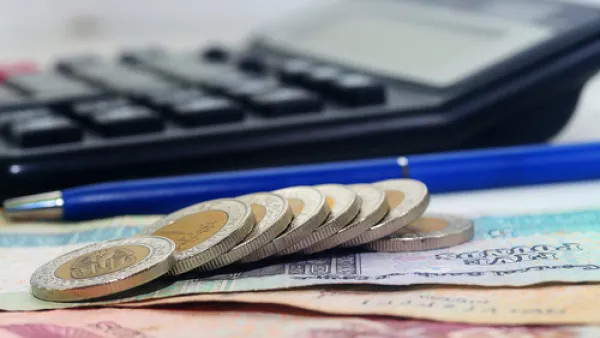 مصر تعاني من اختناقات مالية تثير القلق عند المستثمرين 