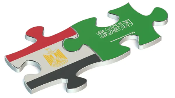 تستعد المملكة العربية السعودية للمساهمة  بمبلغ 1.5 مليار دولار لتمويل مشروعات تنمية اقتصادية في شبه جزيرة سيناء