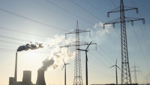 Egypt eyes rising electricity prices as potential cure for summer power cuts
