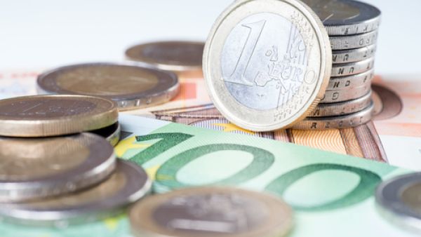كان اليورو صعد العام الماضي ما نسبته 14 في المائة، ووضع حداً لهبوط دام 3 سنوات