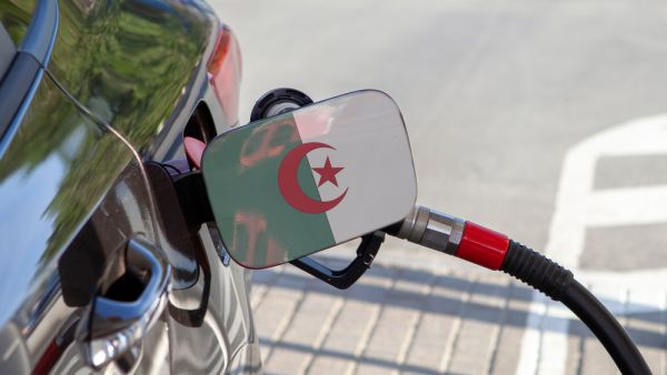 الجزائر تستبعد رفع أسعار الوقود في 2019

