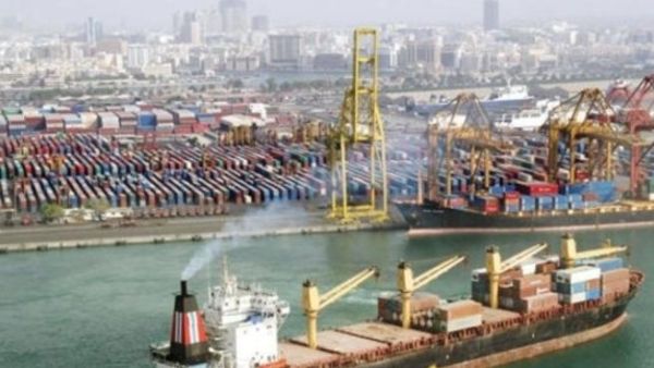 جاءت الإمارات كذلك في المركز الرابع على مستوى دول غرب آسيا من حيث حجم تصدير الاستثمارات الخارجية المباشرة في 2012