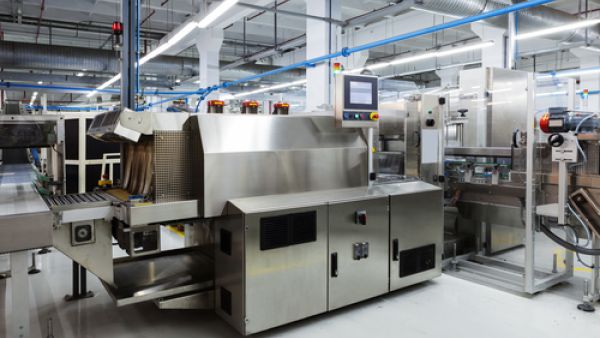 معدلات نمو القطاع الصناعي ظلت في اتجاه تصاعدي طوال هذه الفترة، حيث بلغ متوسط النمو السنوي لإجمالي الناتج الحقيقي للصناعات التحويلية خلال هذه الفترة نحو 6 في المائة