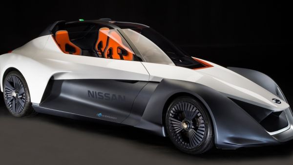 نيسان BladeGlider